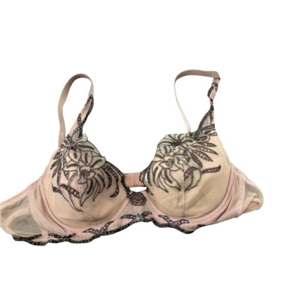 Wacoal Elegant Lace Embroidered Bra - Cream with Black Lace Trim 34B Adjustable - Picture 1 of 4